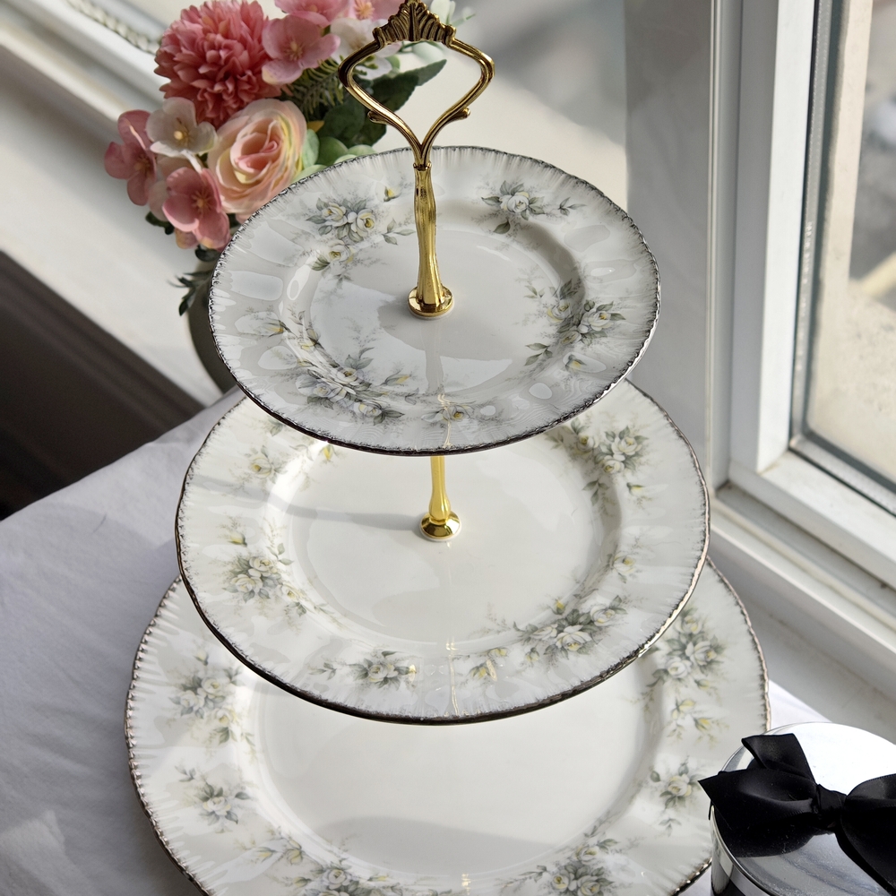 Royal Albert 3 Tiered Serving Stand
